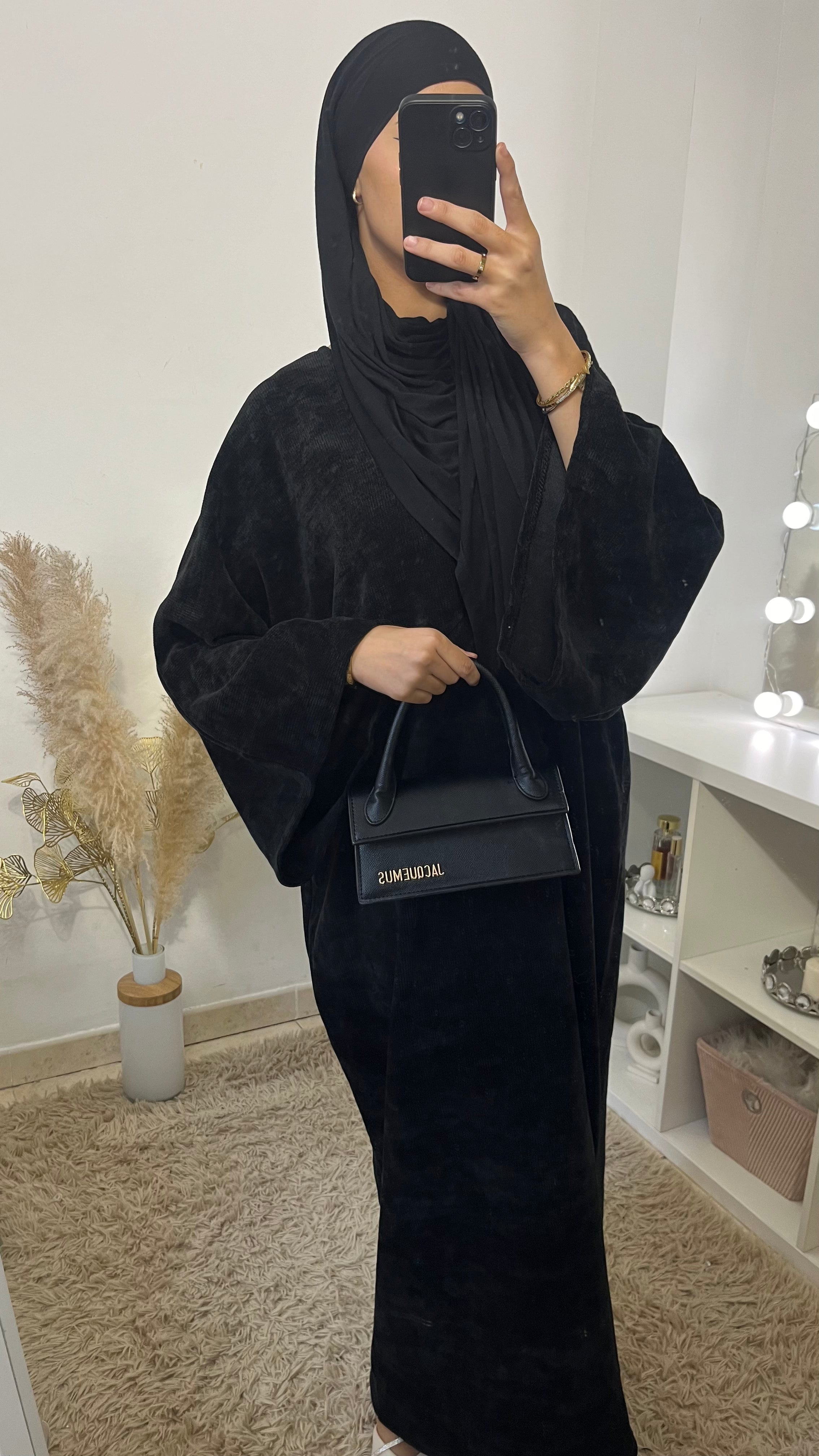 Robe en velours noir