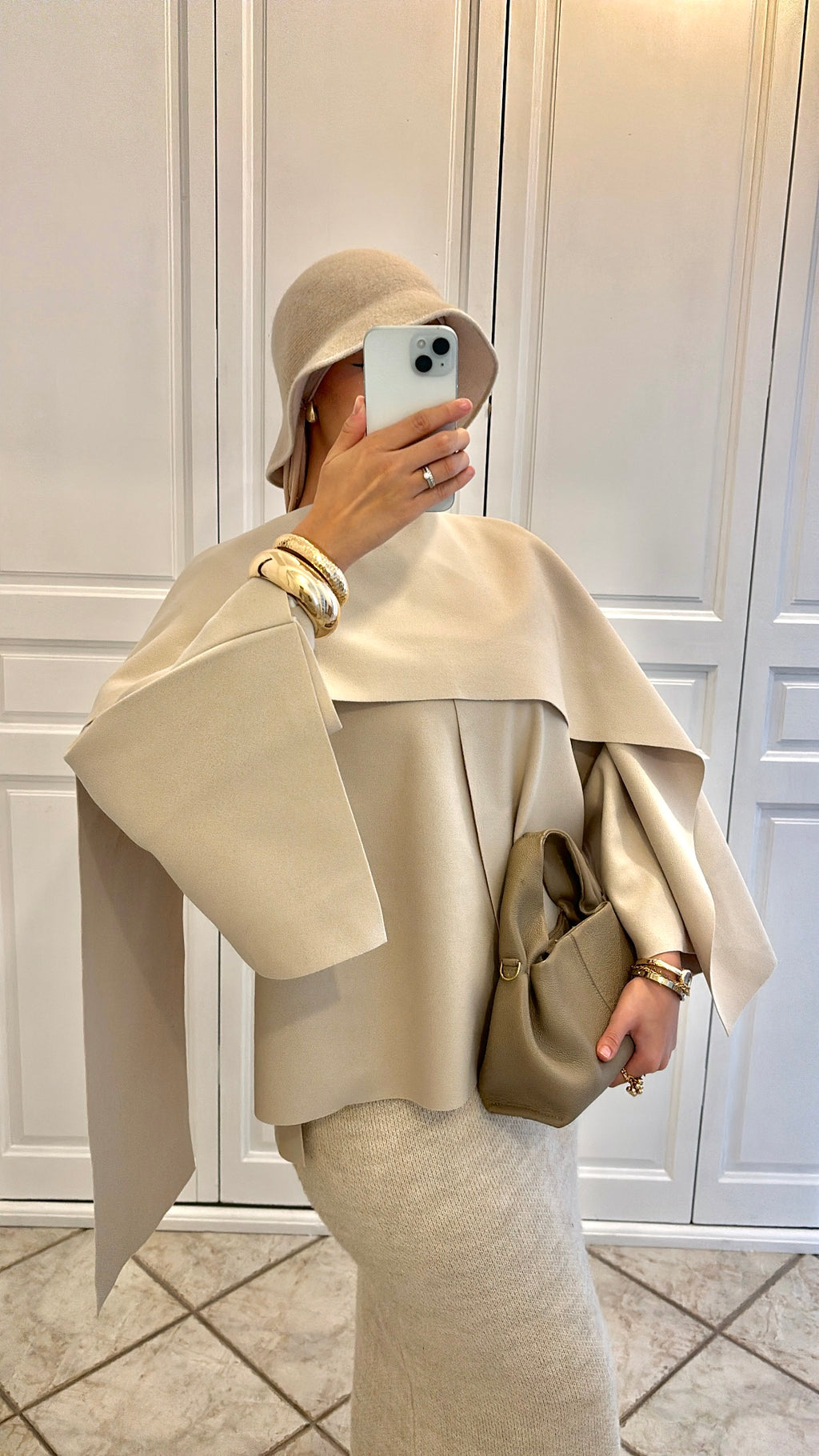 Cape AZRA | Beige